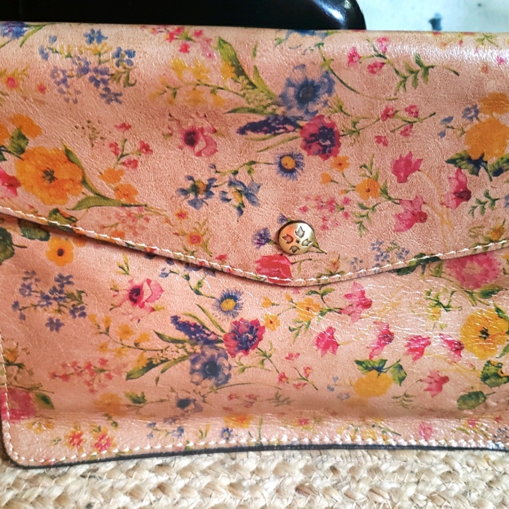 NWOTPatricia Nash Clutch Leather clutch